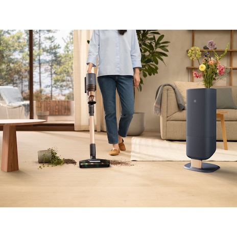 얼티밋홈 800 클린스테이션 무선청소기